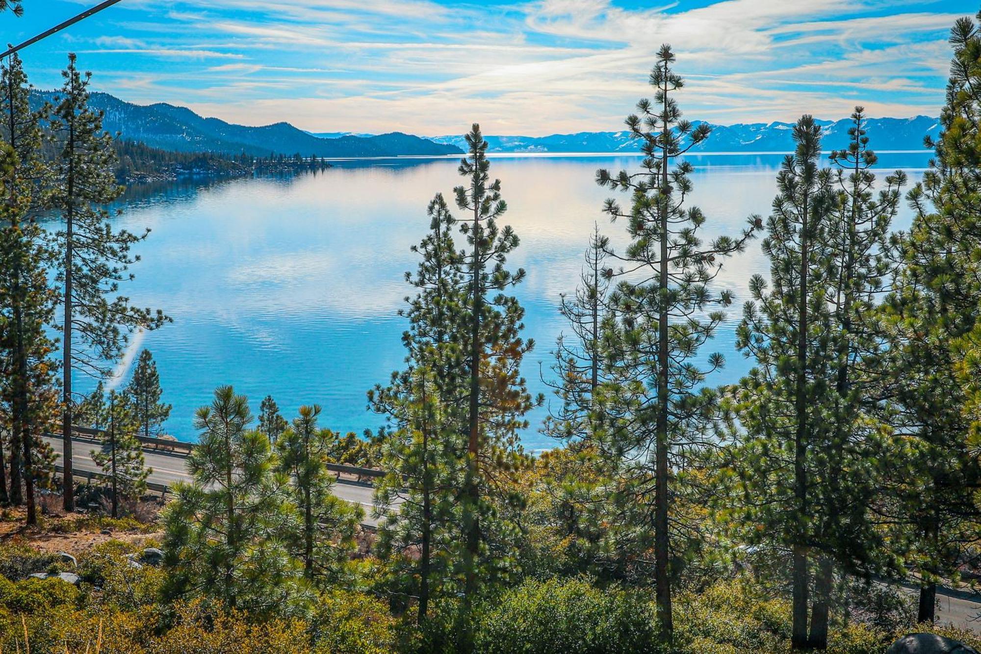 Tahome & Tahoe Place Incline Village Room photo